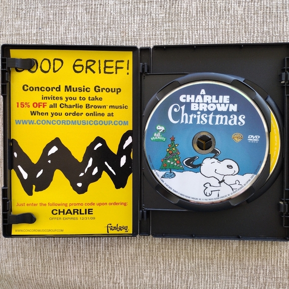 Ultimate Classics Collection Holidays/Christmas 2 Boxed DVD Sets - Picture 13 of 16